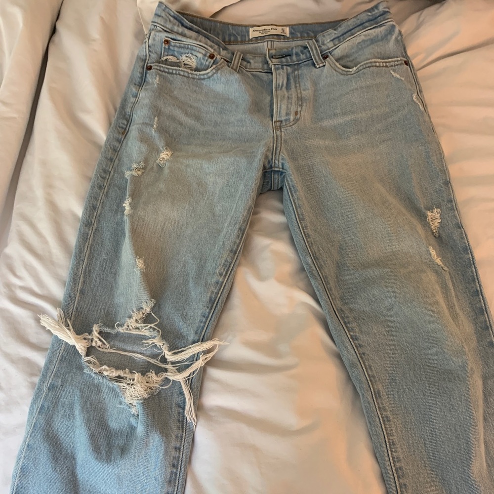 Abercrombie petite light wash boyfriend jeans